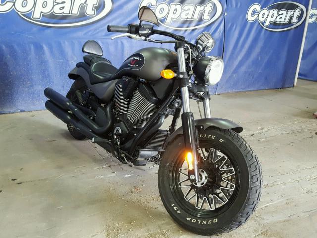 5VPLB36N7F3035557 - 2015 VICTORY MOTORCYCLES GUNNER GRAY photo 1