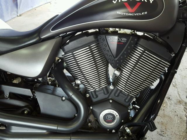5VPLB36N7F3035557 - 2015 VICTORY MOTORCYCLES GUNNER GRAY photo 7