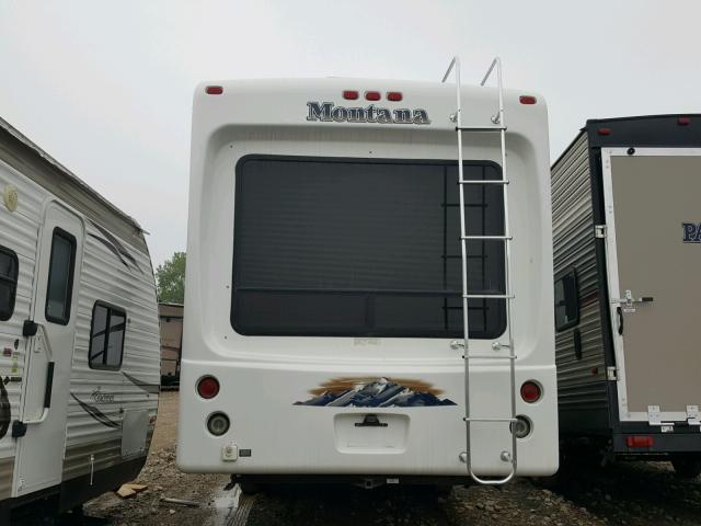 4YDF35823B4701726 - 2011 KEYSTONE MONTANA WHITE photo 5