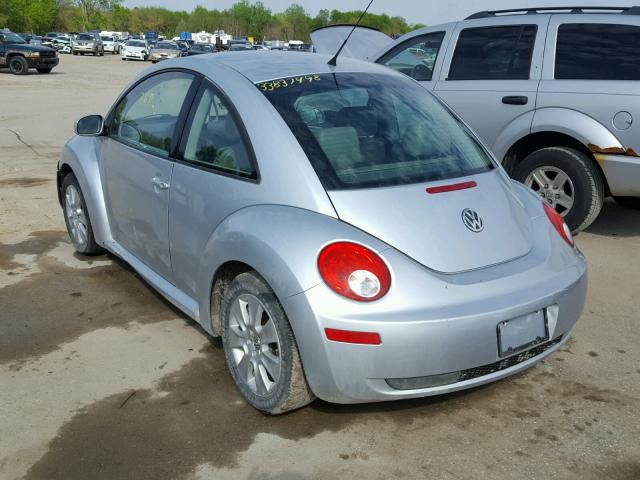 3VWPW31C68M513136 - 2008 VOLKSWAGEN NEW BEETLE 银色 照片 3