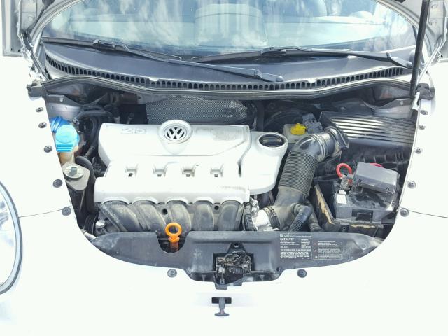 3VWPW31C68M513136 - 2008 VOLKSWAGEN NEW BEETLE 银色 照片 7