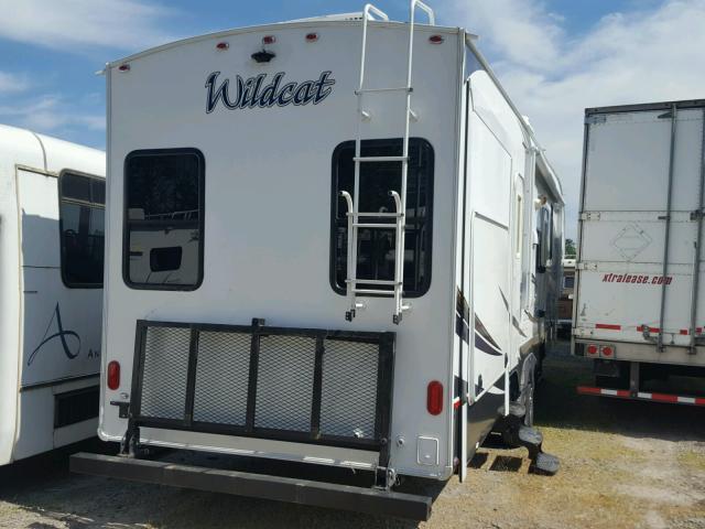 4X4FWCK21FV029165 - 2015 WILDWOOD WILDCAT WHITE photo 4