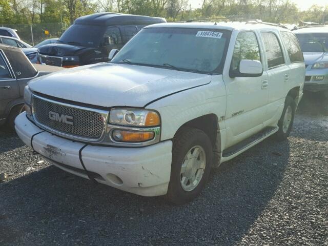 1GKEK63U22J229962 - 2002 GMC DENALI WHITE photo 2