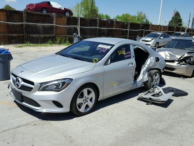 WDDSJ4GB6JN564878 - 2018 MERCEDES-BENZ CLA 250 4M SILVER photo 2