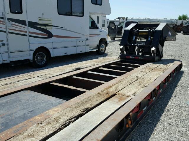 5JYLB5538DP130128 - 2013 UTILITY FLAT BED BLACK photo 5