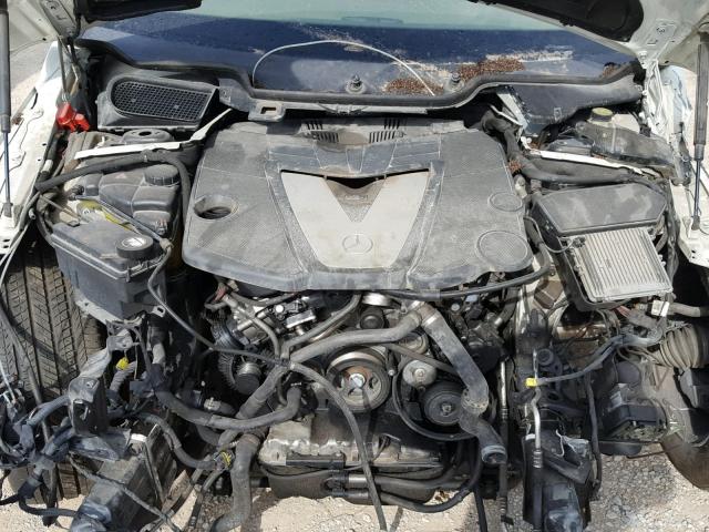 4JGCB22E88A076563 - 2008 MERCEDES-BENZ R 320 CDI WHITE photo 7