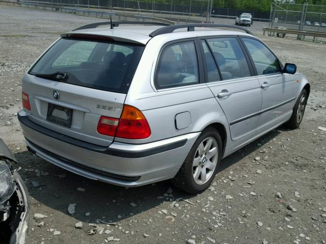 WBAEP33472PF00684 - 2002 BMW 325 XIT SILVER photo 4