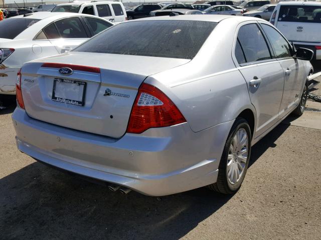 3FADP0L30AR423610 - 2010 FORD FUSION HYB SILVER photo 4