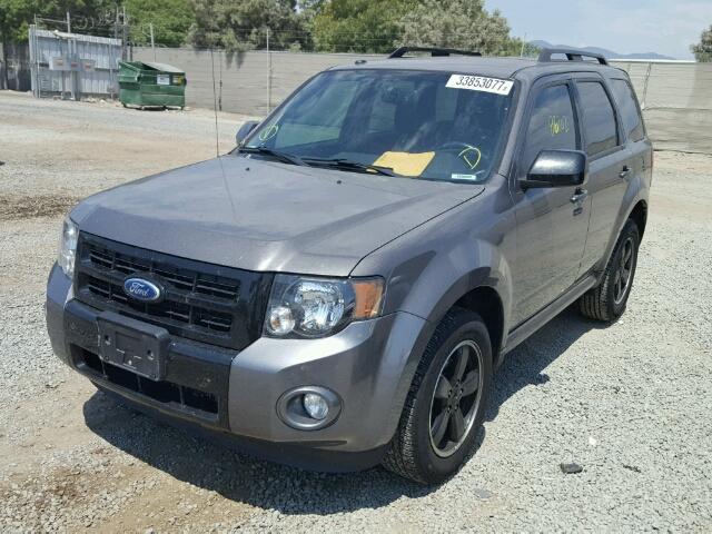 1FMCU0D72BKC61447 - 2011 FORD ESCAPE XLT CHARCOAL photo 2