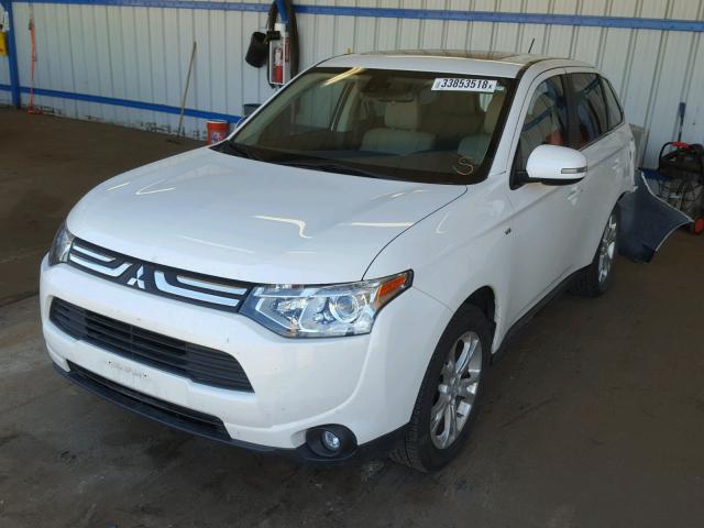 JA4JZ4AX5EZ004877 - 2014 MITSUBISHI OUTLANDER WHITE photo 2