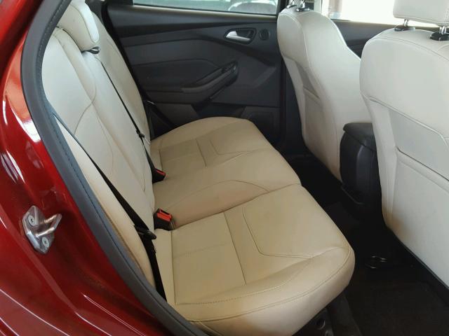 1FADP3N27HL269489 - 2017 FORD FOCUS TITA RED photo 6