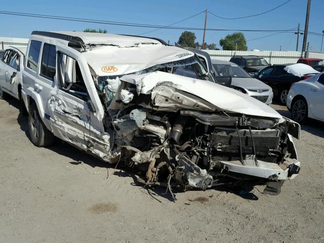 1J8HH48K28C187835 - 2008 JEEP COMMANDER WHITE photo 1