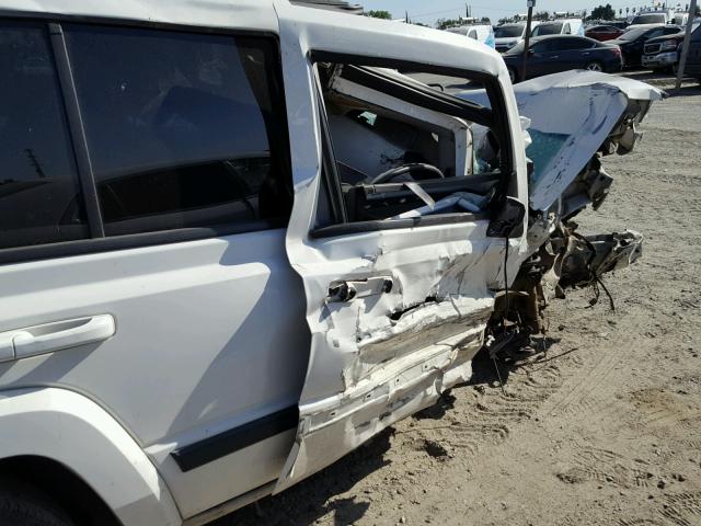 1J8HH48K28C187835 - 2008 JEEP COMMANDER WHITE photo 9