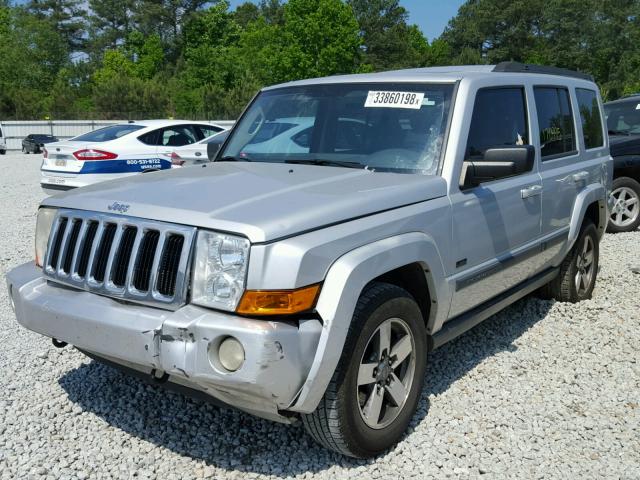 1J8HH48K97C622591 - 2007 JEEP COMMANDER SILVER photo 2