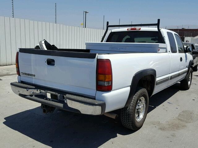 1GCGK29U3YE342793 - 2000 CHEVROLET SILVERADO WHITE photo 4