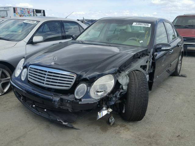 WDBUF65J93A147242 - 2003 MERCEDES-BENZ E 320 BLACK photo 2