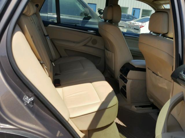 5UXZV4C58BL413565 - 2011 BMW X5 XDRIVE3 BROWN photo 6