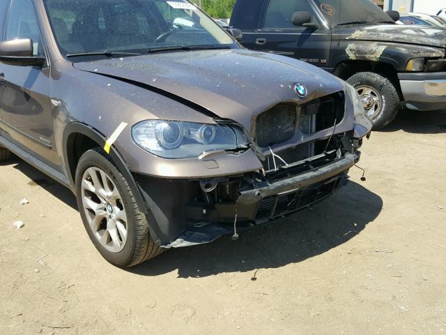 5UXZV4C58BL413565 - 2011 BMW X5 XDRIVE3 BROWN photo 9