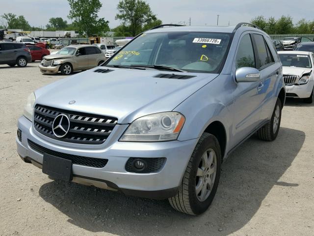 4JGBB86E76A087916 - 2006 MERCEDES-BENZ ML 350 蓝色 照片 2