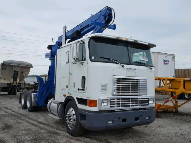 1HSRUAMR8XH227238 - 1999 INTERNATIONAL 9000 9800 WHITE photo 1