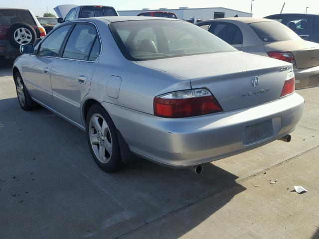 19UUA56922A054254 - 2002 ACURA 3.2TL TYPE SILVER photo 3