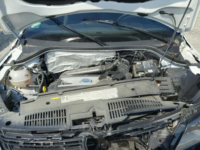 WVGUV7AX6HK010907 - 2017 VOLKSWAGEN TIGUAN SPO თეთრი ფოტო 7