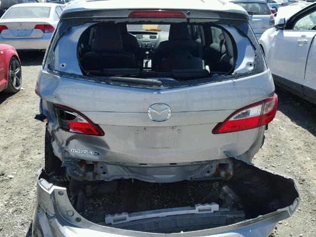 JM1CW2DL7D0152052 - 2013 MAZDA 5 SILVER photo 9