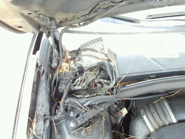 WBAVM5C52DVV90397 - 2013 BMW X1 XDRIVE3 Сірий фото 9