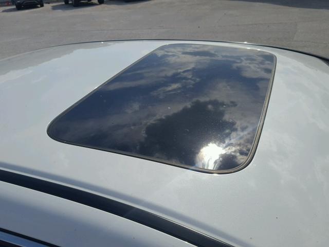 19UUB1F50GA014345 - 2016 ACURA TLX TECH WHITE photo 9