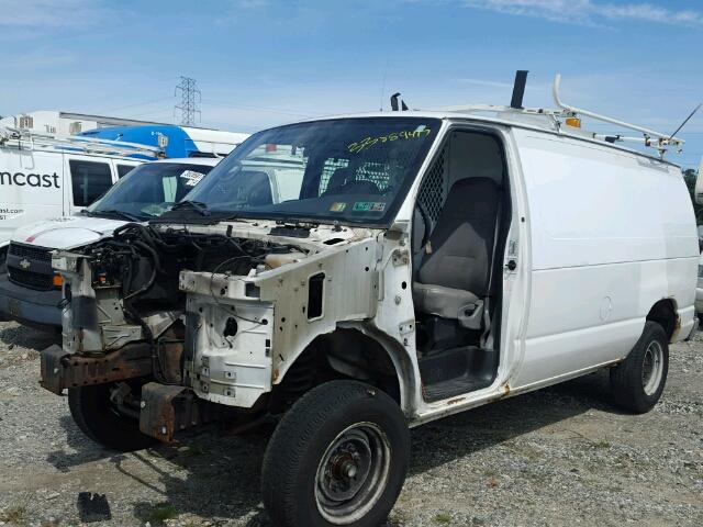 1FTNE24L82HB26750 - 2002 FORD ECONOLINE WHITE photo 2