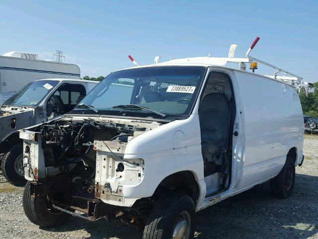 1FTNE24L03HA33884 - 2003 FORD ECONOLINE WHITE photo 2