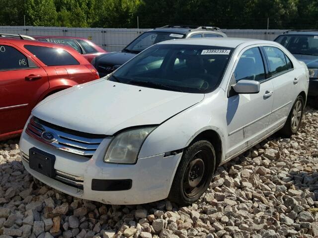 3FAFP07136R211390 - 2006 FORD FUSION SE WHITE photo 2