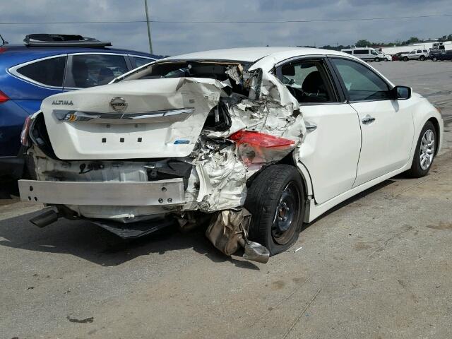 1N4AL3AP9DN455906 - 2013 NISSAN ALTIMA 2.5 WHITE photo 4