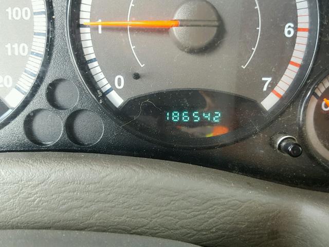 1J4GL38K85W726488 - 2005 JEEP LIBERTY RE GOLD photo 8