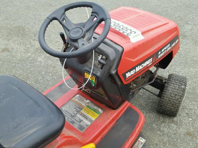 5 - 2008 LAWN MOWER RED photo 5