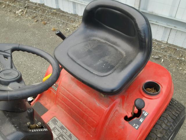 5 - 2008 LAWN MOWER RED photo 6