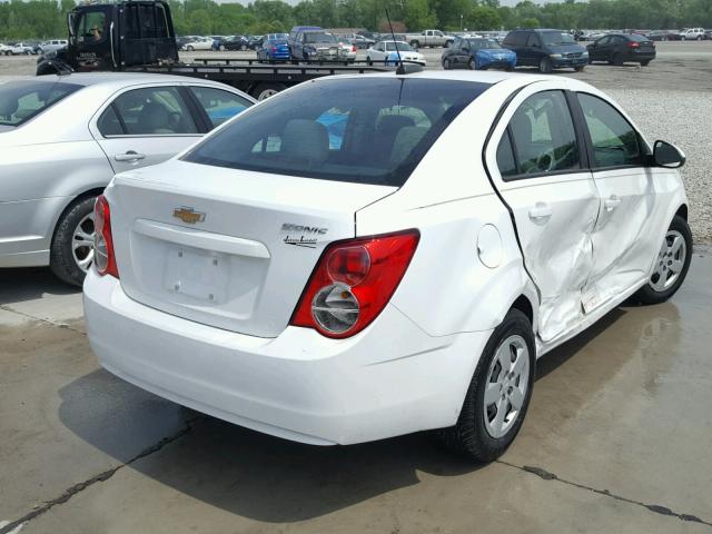 1G1JA5SH3G4119206 - 2016 CHEVROLET SONIC LS WHITE photo 4
