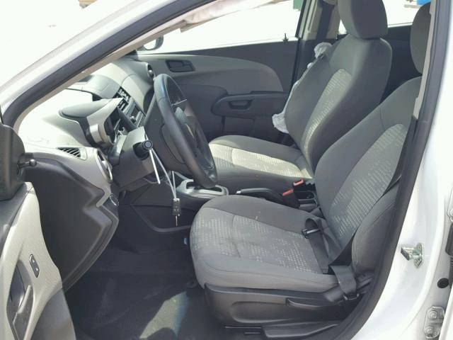 1G1JA5SH3G4119206 - 2016 CHEVROLET SONIC LS WHITE photo 5