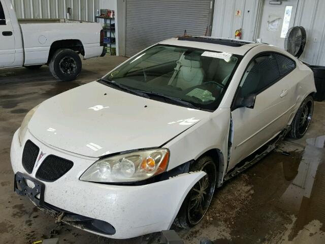 1G2ZH178364261842 - 2006 PONTIAC G6 GT WHITE photo 2