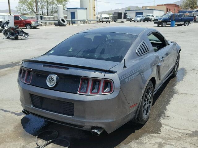 1ZVBP8AM4E5267301 - 2014 FORD MUSTANG GRAY photo 4