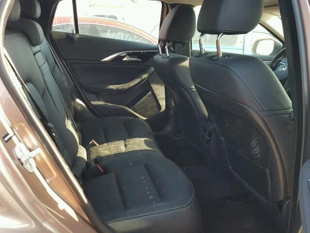 SJKCH5CR3JA053927 - 2018 INFINITI QX30 BASE BROWN photo 6