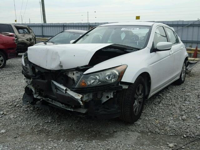 1HGCP2F48AA191078 - 2010 HONDA ACCORD LXP WHITE photo 2