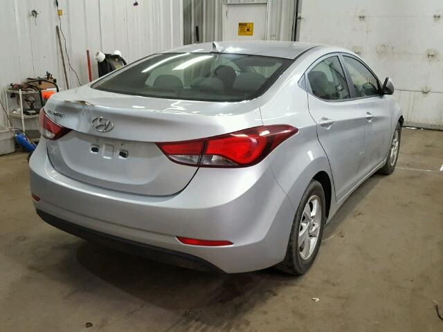 5NPDH4AE5EH456680 - 2014 HYUNDAI ELANTRA SE SILVER photo 4