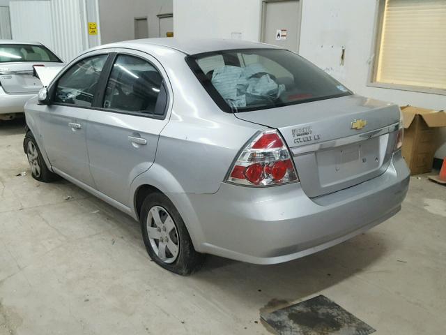 KL1TD56E09B325435 - 2009 CHEVROLET AVEO LS SILVER photo 3