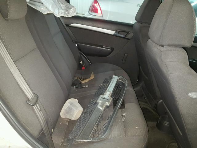 KL1TD56E09B325435 - 2009 CHEVROLET AVEO LS SILVER photo 6