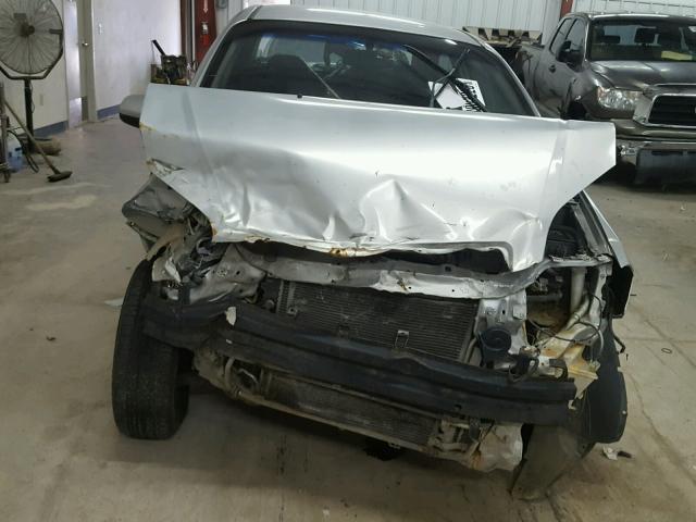 KL1TD56E09B325435 - 2009 CHEVROLET AVEO LS SILVER photo 7