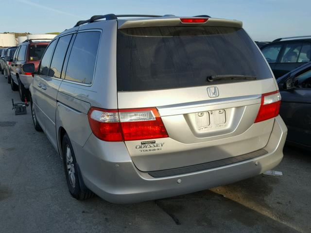 5FNRL38806B036825 - 2006 HONDA ODYSSEY TO SILVER photo 3