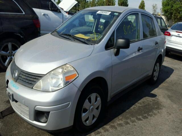 3N1CC11E19L494750 - 2009 NISSAN VERSA S/SL SILVER photo 2