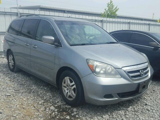 5FNRL38415B022766 - 2005 HONDA ODYSSEY SILVER photo 1