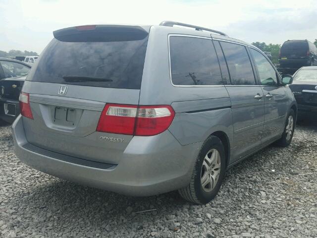 5FNRL38415B022766 - 2005 HONDA ODYSSEY SILVER photo 4